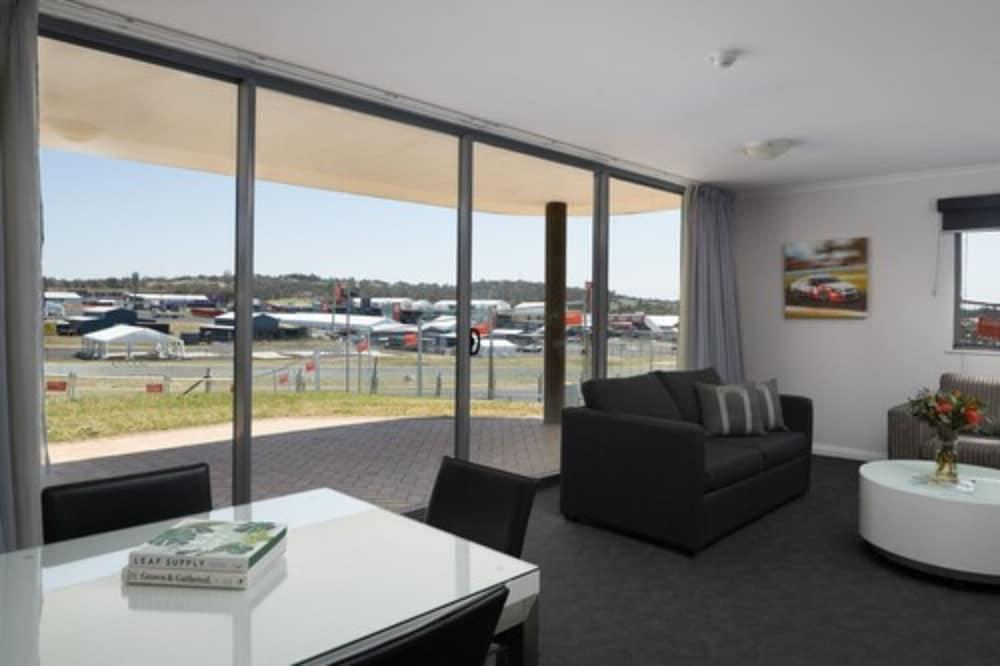 Rydges Mount Panorama Hotel
