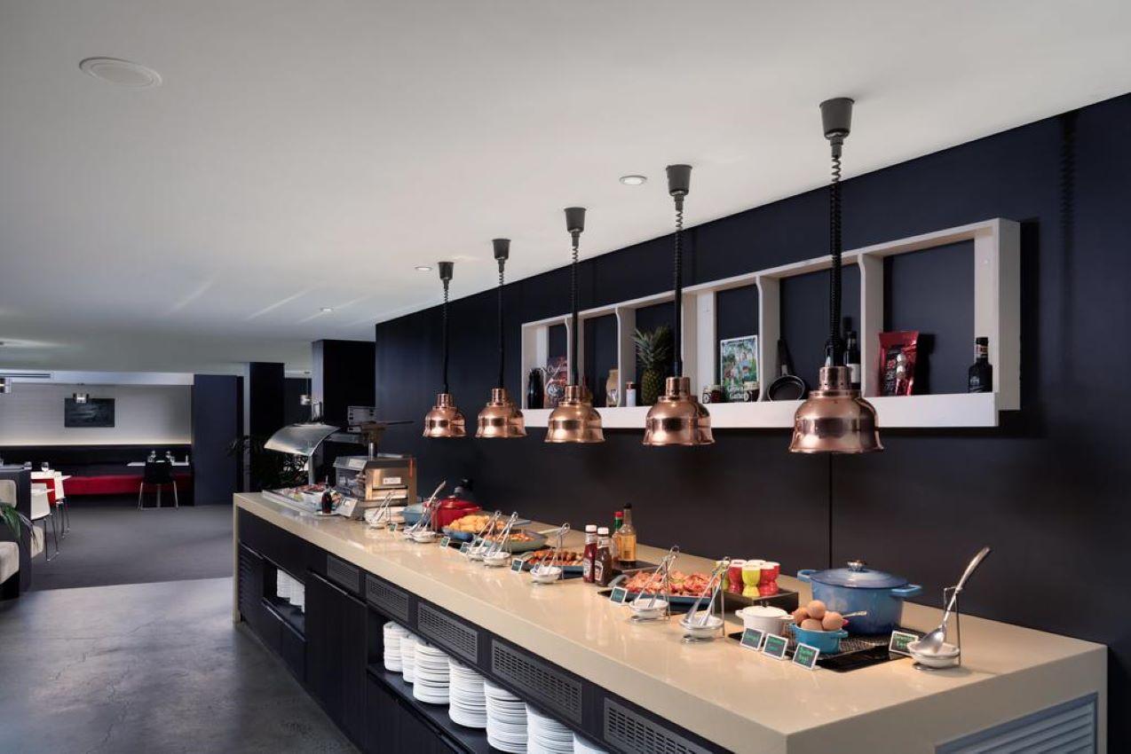 Hotel Rydges Mount Panorama 4*