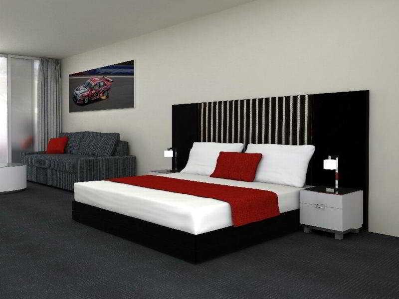Hotel Rydges Mount Panorama 4*