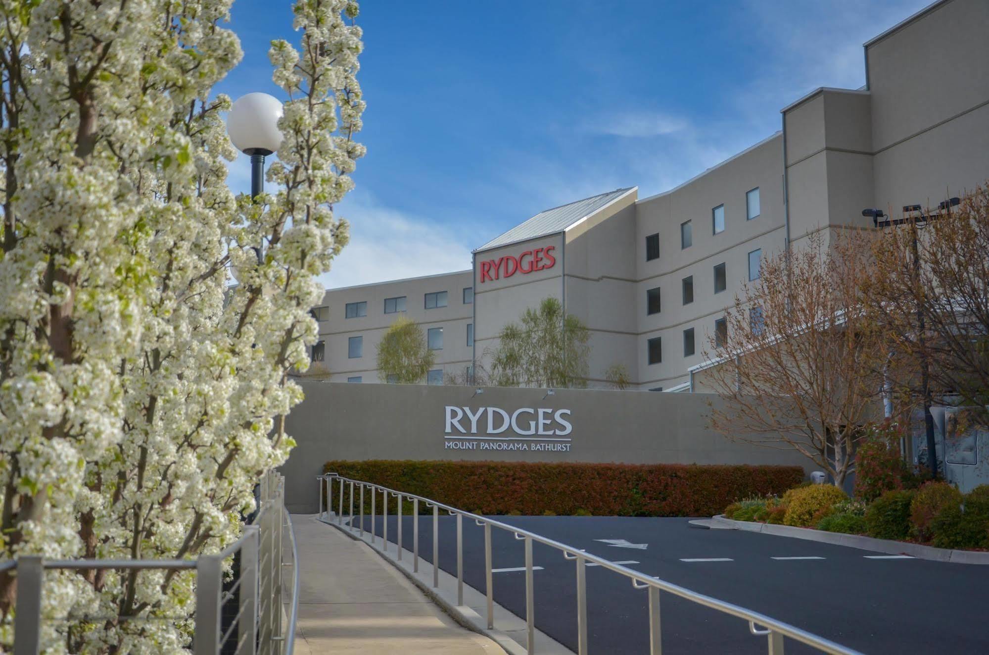 Rydges Mount Panorama Hotel