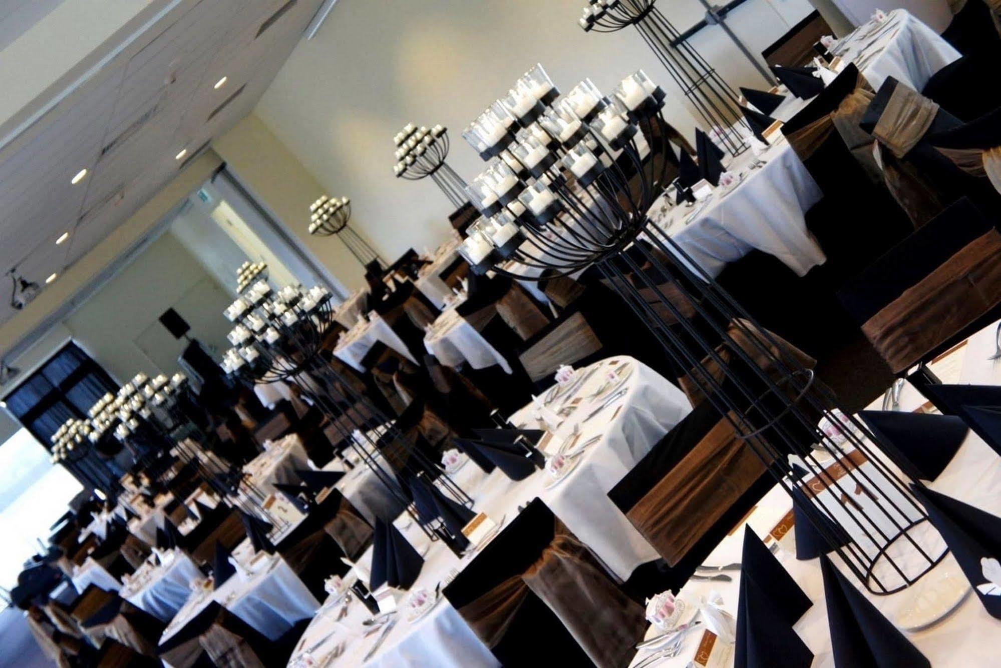 Hotel Rydges Mount Panorama 4*